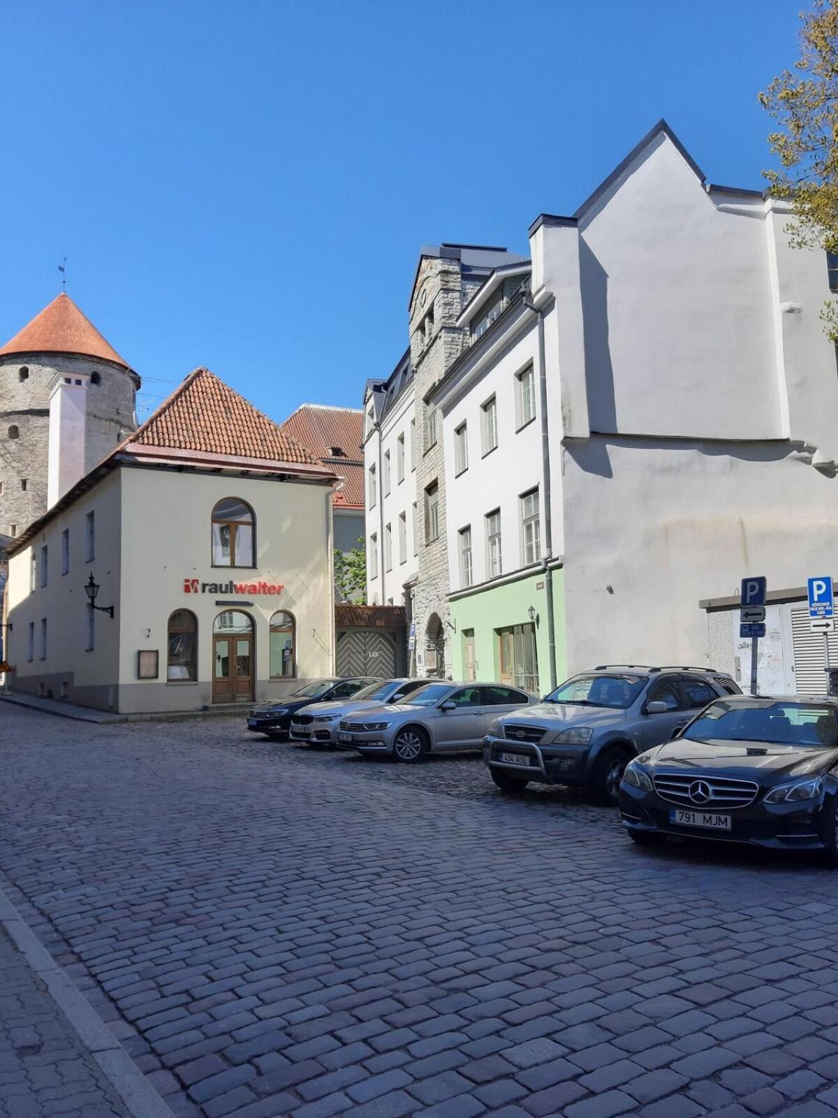 Tallinnhousing Knights And Nobility -3 Bdr Home Εξωτερικό φωτογραφία